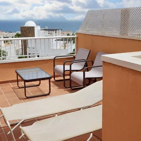 Seaside In + Pool Appartement *